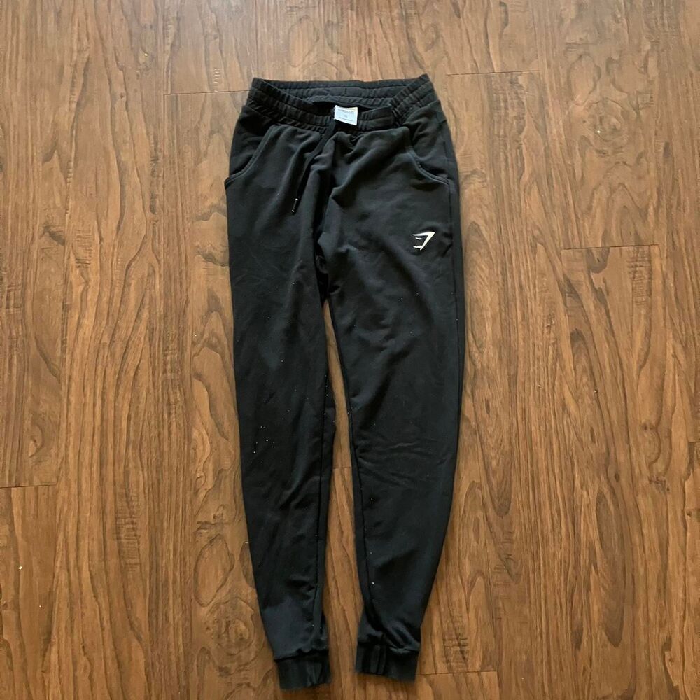 Gymshark Women's Black and Grey Joggers-tracksuits